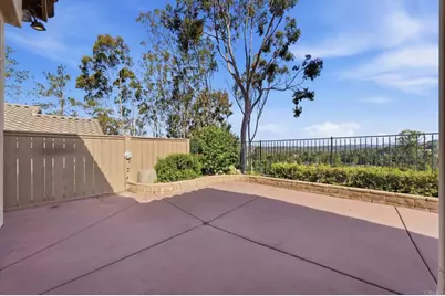 810 Calle Montera, Escondido, CA 92025 - Photo 35