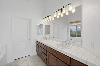 810 Calle Montera, Escondido, CA 92025 - Photo 23