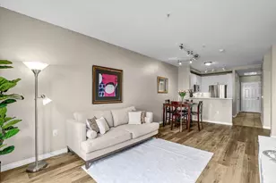 330 J St, San Diego, CA 92101 - Photo 21
