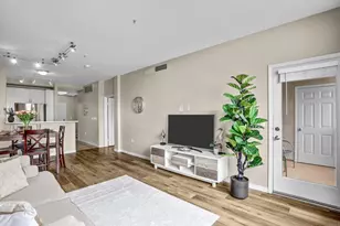 330 J St, San Diego, CA 92101 - Photo 23