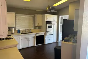 24600 Mountain Ave, Hemet, CA 92544 - Photo 9