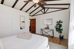 258 Barbara Ave, Solana Beach, CA 92075 - Photo 13