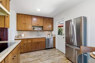 258 Barbara Ave, Solana Beach, CA 92075 - Photo 9
