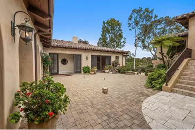 7090 Via Guadalupe, Rancho Santa Fe, CA 92067 - Photo 33