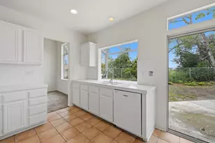 4828 Cardiff Bay Dr, Oceanside, CA 92057 - Photo 19
