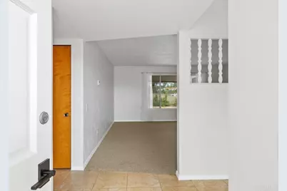1035 Knoll Park Lane, Fallbrook, CA 92028 - Photo 3