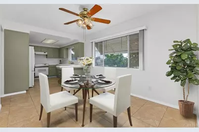 1035 Knoll Park Lane, Fallbrook, CA 92028 - Photo 5
