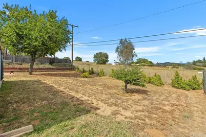 1035 Knoll Park Lane, Fallbrook, CA 92028 - Photo 33
