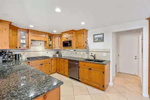 6098 E Silverspur Trail, Anaheim Hills, CA 92807 - Photo 35
