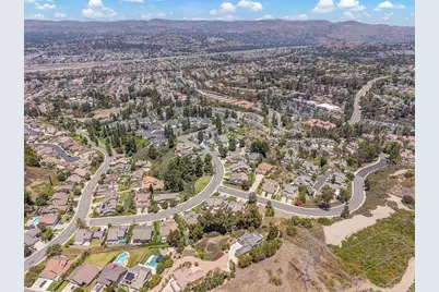 6098 E Silverspur Trail, Anaheim Hills, CA 92807 - Photo 7