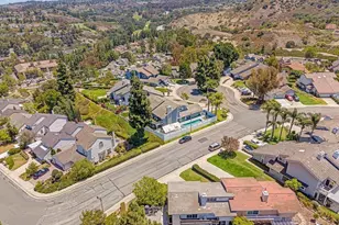 6098 E Silverspur Trail, Anaheim Hills, CA 92807 - Photo 5