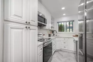12160 Rancho Bernardo Rd, San Diego, CA 92128 - Photo 3