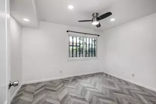 12160 Rancho Bernardo Rd, San Diego, CA 92128 - Photo 23