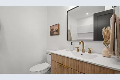 191 Bronze Way, Vista, CA 92083 - Photo 21