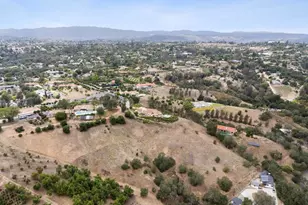 2281 Corner Creek Ln, Fallbrook, CA 92028 - Photo 51