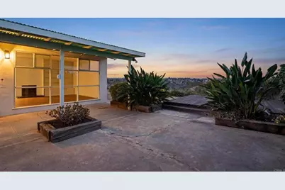 2689 Cowley Way, San Diego, CA 92110 - Photo 3