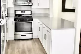 7400 Altiva Pl, Carlsbad, CA 92009 - Photo 3
