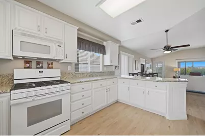 32936 Sotelo Drive, Temecula, CA 92592 - Photo 11