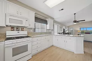 32936 Sotelo Dr, Temecula, CA 92592 - Photo 11