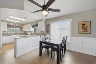 32936 Sotelo Dr, Temecula, CA 92592 - Photo 13