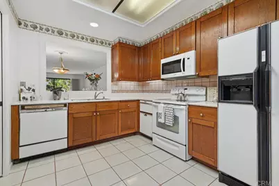 8870 Villa La Jolla Drive #213, La Jolla, CA 92037 - Photo 3
