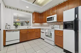 8870 Villa La Jolla Dr, La Jolla, CA 92037 - Photo 3