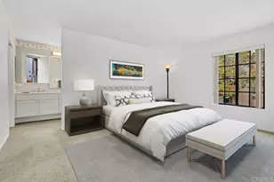8870 Villa La Jolla Dr, La Jolla, CA 92037 - Photo 9