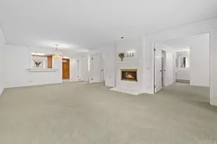 8870 Villa La Jolla Dr, La Jolla, CA 92037 - Photo 7
