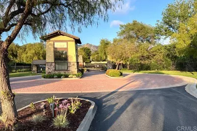 350 Lytham Glen, Escondido, CA 92026 - Photo 3