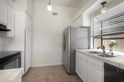 1394 Longfellow Rd, Vista, CA 92081 - Photo 17