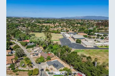 1828 Chapulin Lane, Fallbrook, CA 92028 - Photo 35