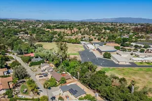 1828 Chapulin Ln, Fallbrook, CA 92028 - Photo 35