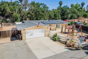 1828 Chapulin Ln, Fallbrook, CA 92028 - Photo 3
