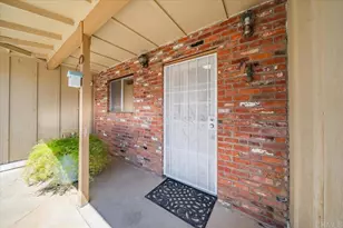 1828 Chapulin Ln, Fallbrook, CA 92028 - Photo 5