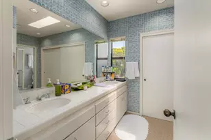 7556 Pepita Way, La Jolla, CA 92037 - Photo 37