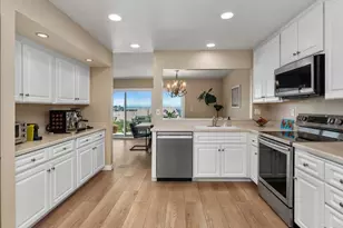 6547 Caminito Catalan, La Jolla, CA 92037 - Photo 15
