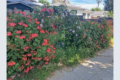 22101 Dumetz Rd., Woodland Hills, CA 91364 - Photo 17