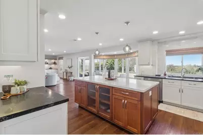 4363 Tuolumne Pl, Carlsbad, CA 92010 - Photo 17