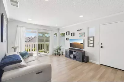 669 Diamond Way #235, Vista, CA 92083 - Photo 3