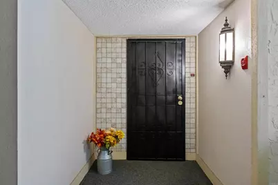 17627 Pomerado Rd #137, San Diego, CA 92128 - Photo 3