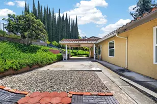 1654 Candlelight Ave, Escondido, CA 92029 - Photo 51