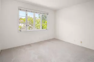 9618 Claiborne Square, La Jolla, CA 92037 - Photo 35