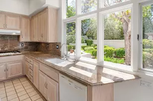 9618 Claiborne Square, La Jolla, CA 92037 - Photo 15