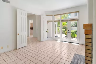9618 Claiborne Square, La Jolla, CA 92037 - Photo 21