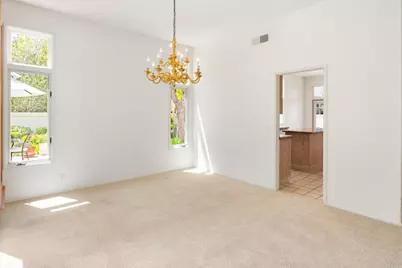 9618 Claiborne Square, La Jolla, CA 92037 - Photo 13