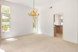 9618 Claiborne Square, La Jolla, CA 92037 - Photo 13