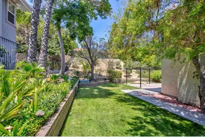 1140 Countrywood Lane, Vista, CA 92081 - Photo 35