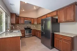 1140 Countrywood Ln, Vista, CA 92081 - Photo 11
