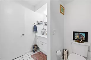 1010 E Washington Ave, Escondido, CA 92025 - Photo 13