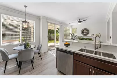 11395 Legacy Canyon Pl, San Diego, CA 92131 - Photo 9